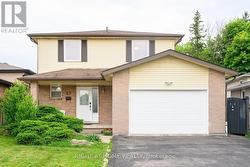 27 WINGFIELD PLACE E  Hamilton, ON L9C 7E9