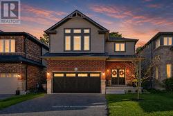 31 ELMBANK TRAIL  Kitchener, ON N2R 0B3