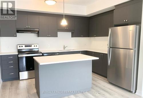 38 - 261 WOODBINE AVENUE , Kitchener, Ontario N2R 0S7 4