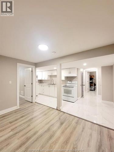 313 CHRISTINE AVENUE Unit# LOWER LVL , Lakeshore, Ontario N8L 1B5 4