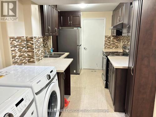 BASEMENT - 9 BLUFFMEADOW STREET , Brampton, Ontario L6P 3K2 4