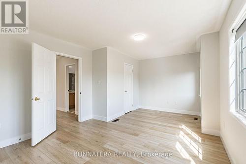 4297 Guildwood Way, Mississauga, ON 