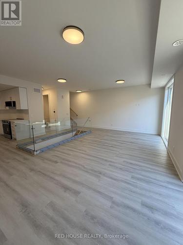 252 ELLIS AVENUE , St. Catharines, Ontario L2P 0G9 5