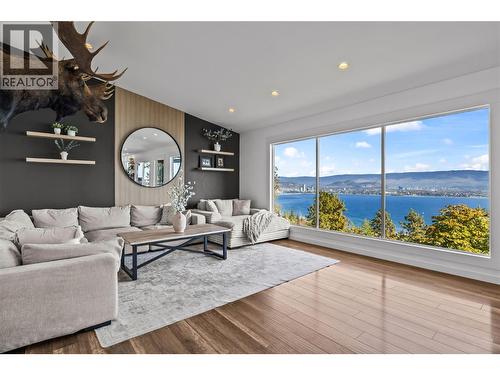 2751 Lakeview Road  West Kelowna, BC V1Z 1Y5