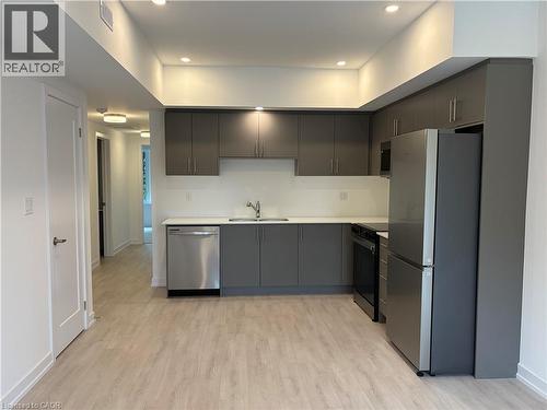 42 LOWES Road W Unit# 80 , Guelph, Ontario N1G 0K8 4