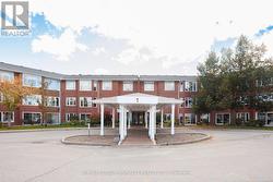 206 - 1 HERITAGE WAY Kawartha Lakes (Lindsay), ON K9V 5P9
