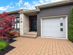 145 Bradford Place  West Bedford, NS B4B 0R7