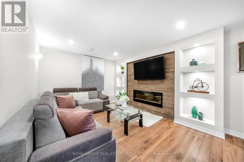 BSMT APT 2 - 16 EMBERS DRIVE , Toronto, Ontario M9C 3E5 5
