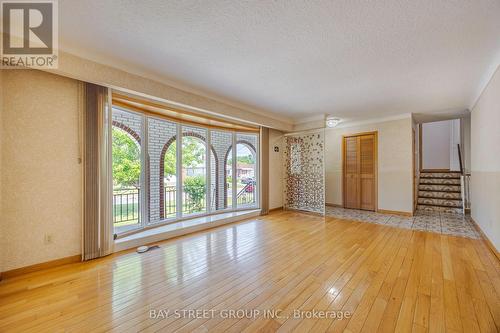 UPPER - 29 WEST STREET N , Thorold (Thorold Downtown), Ontario L2V 2S1 4