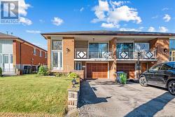 18 SORLYN AVENUE Toronto, ON M6L 1H8