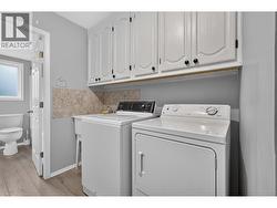 Suite separate laundry - 