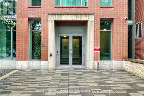 304 - 220 GEORGE STREET  Toronto, ON M5A 2N1