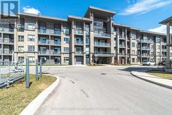 418 - 35 SOUTHSHORE CRESCENT Hamilton, ON L8E 0J2