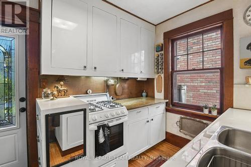 7 Thornton Avenue, Ottawa, ON 