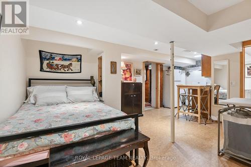 7 Thornton Avenue, Ottawa, ON 