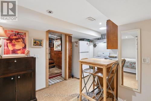 7 Thornton Avenue, Ottawa, ON 