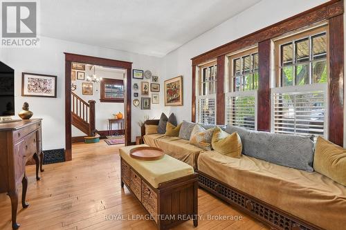7 Thornton Avenue, Ottawa, ON 