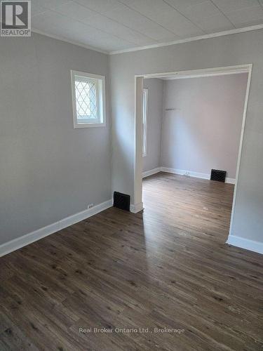4940 ARMOURY STREET , Niagara Falls (Cherrywood), Ontario L2E 1T1 2