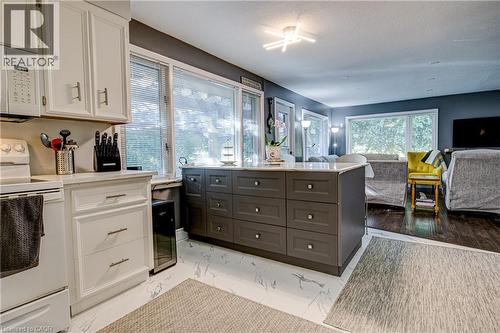 3 Oakwood Avenue, Kitchener, ON 