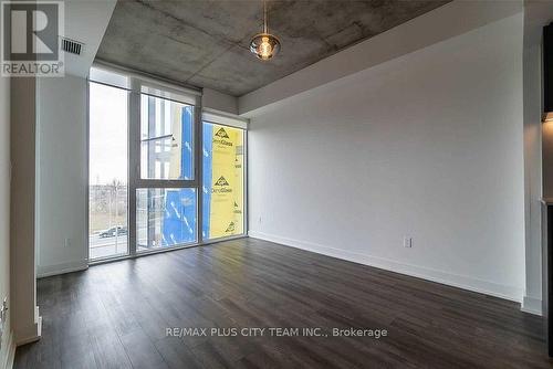 305 - 15 BASEBALL PLACE , Toronto, Ontario M4M 0E7 2
