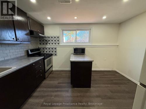 LOWER UNIT - 939 DAINARD DRIVE , Peterborough (Monaghan Ward 2), Ontario K9K 2A7 3