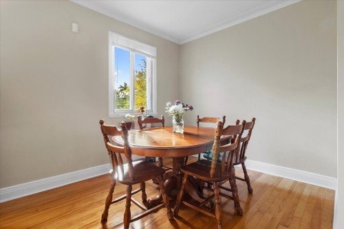 5017 Av. Patricia , Montréal (Côte-des-Neiges/Notre-Dame-de-Grâce), QC H4V 1Y7 4