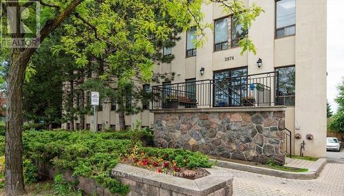 405 - 2874 KEELE STREET , Toronto, Ontario M3M 3C4 2