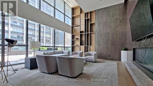 513 - 7 GRENVILLE STREET , Toronto, Ontario M4Y 1A1 3