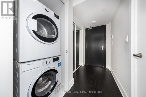 2310 - 955 BAY STREET , Toronto, Ontario M5S 0C6 3