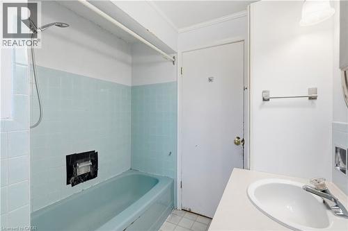 106 Victor Boulevard, Hamilton, ON 