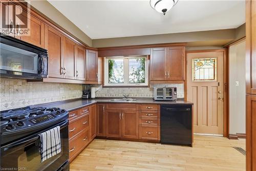 106 Victor Boulevard, Hamilton, ON 