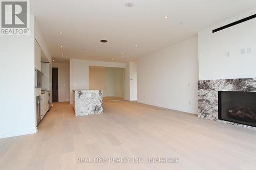 804 - 1315 BAY STREET , Toronto, Ontario M5R 0E4 4