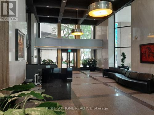 2431 - 33 HARBOUR SQUARE , Toronto, Ontario M5J 2G2 4