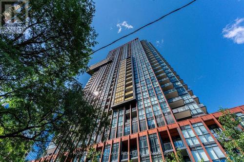 2503 - 32 DAVENPORT ROAD , Toronto, Ontario M5R 0B5