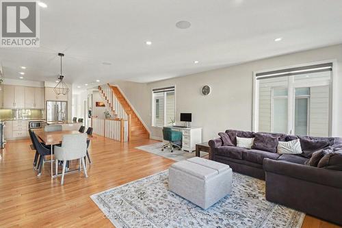 160 Avro Circle, Ottawa, ON 