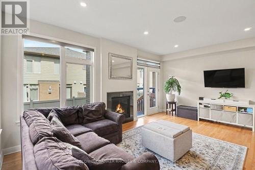 160 Avro Circle, Ottawa, ON 