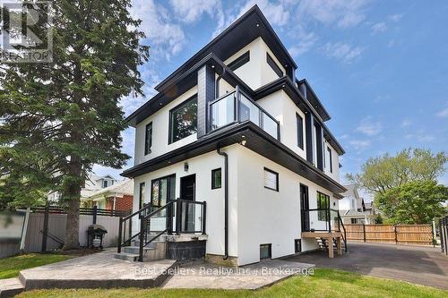 2 - 172 ROYAL YORK ROAD , Toronto, Ontario M8V 2V4