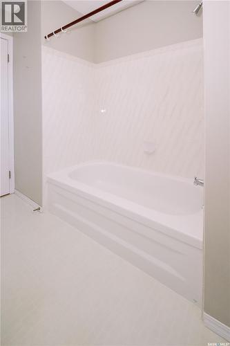 939 Haslam Crescent, Saskatoon, SK 