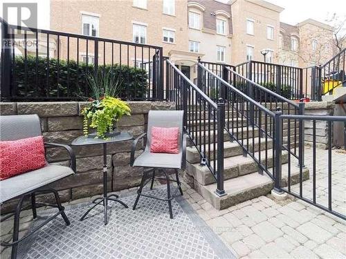 727 - 42 WESTERN BATTERY ROAD , Toronto, Ontario M6K 3P1 3