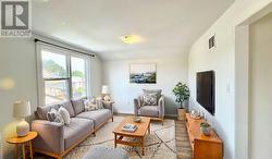 UPPER - 301 WALLACE AVE AVENUE S Welland, ON L3B 1R8
