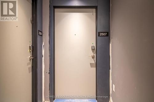 2507 - 30 UPPER MALL WAY , Vaughan, Ontario L4J 0L7 5