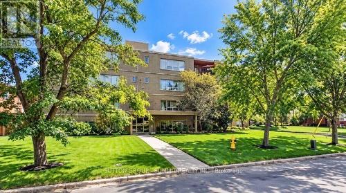 305 - 101 BROOKHAVEN DRIVE , Toronto, Ontario M6M 4P1 2