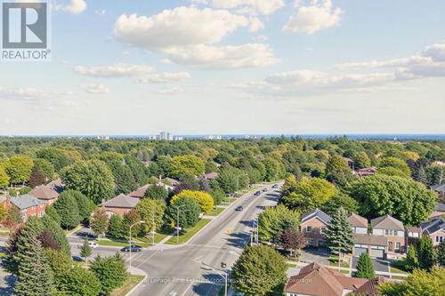 PH2 - 1905 PILGRIMS WAY  Oakville, ON L6M 2X2
