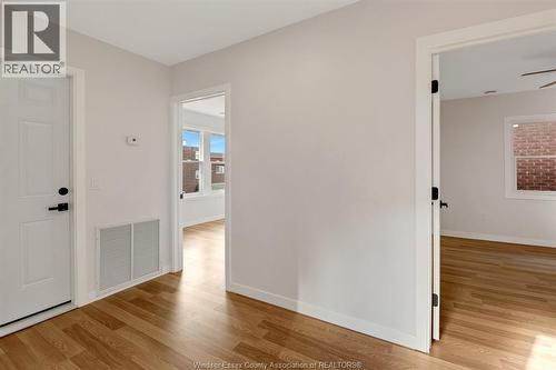 836 PILLETTE Unit# B , Windsor, Ontario N8Y 3B5 4