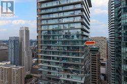 3902 - 33 CHARLES STREET E Toronto, ON M4Y 0A2