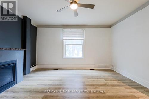 MAIN FLOOR - 405 KINGSTON ROAD , Toronto, Ontario M4L 1V1 4