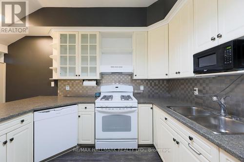 MAIN FLOOR - 405 KINGSTON ROAD , Toronto, Ontario M4L 1V1 5