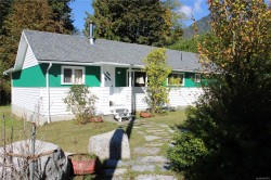 27 Cain Dr  Woss, BC V0N 3P0