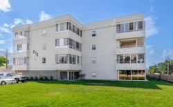 401-272 Green Avenue  Penticton, BC V2A 3T2