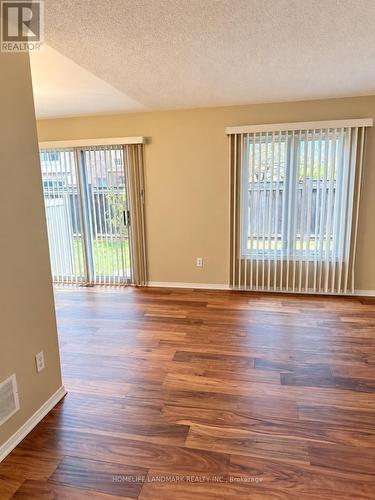 60 - 35 CEREMONIAL DRIVE , Mississauga, Ontario L5R 3G6 3